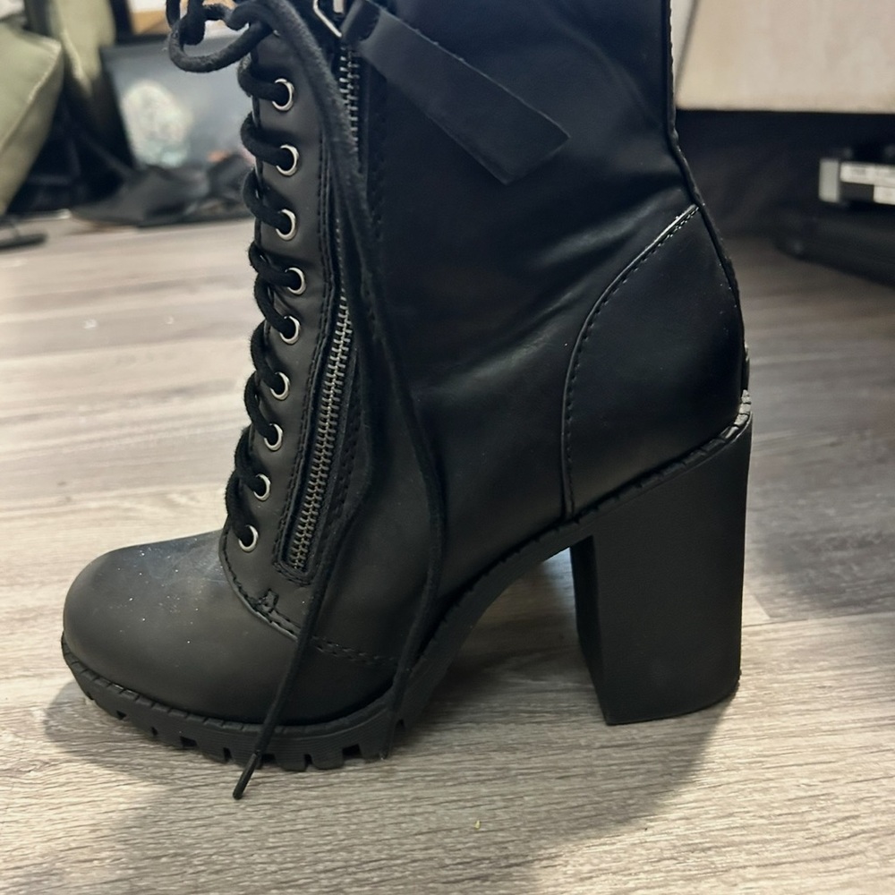 Black Lace-Up Block Heel Ankle Boots - Women